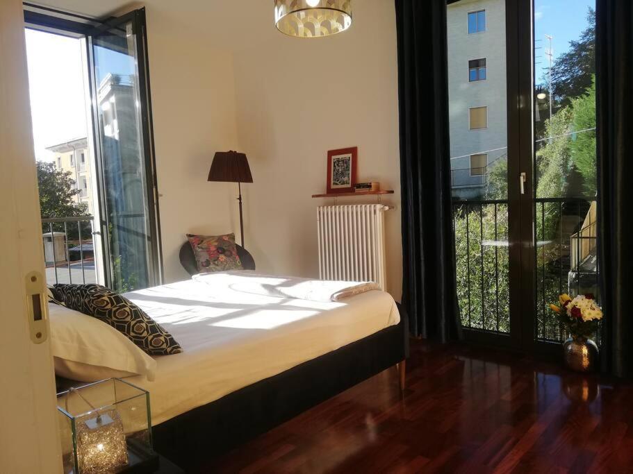 La Casa Di David Lägenhet Como Exteriör bild